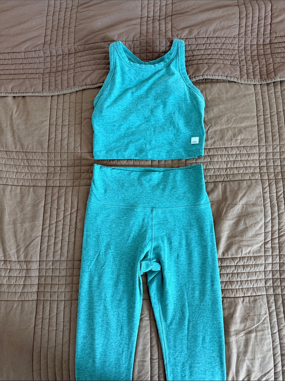 Mint Green Athletic Crop Top and Leggings Set - XS and S